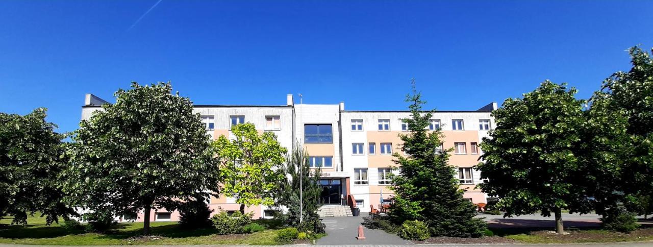 Centrum Konferencyjne Brancon Babimost エクステリア 写真
